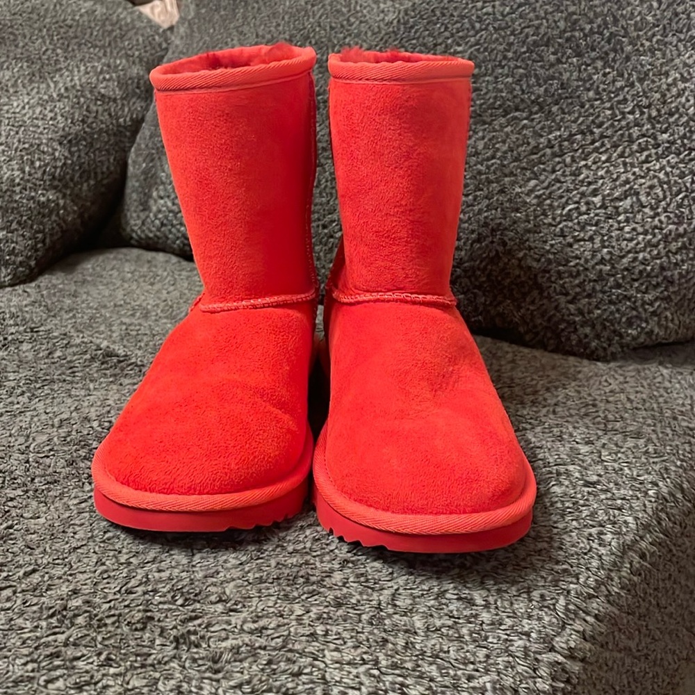 Brand new without tag red suede Ugg boots
